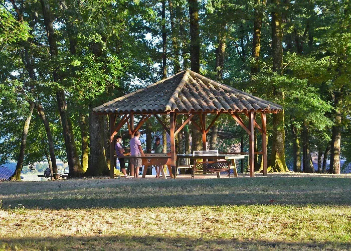 Prázdninový areál Les Hauts De Marquay